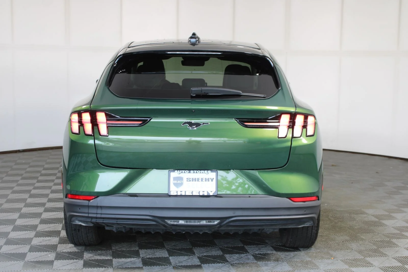 Used 2025 Green Ford Premium image 5