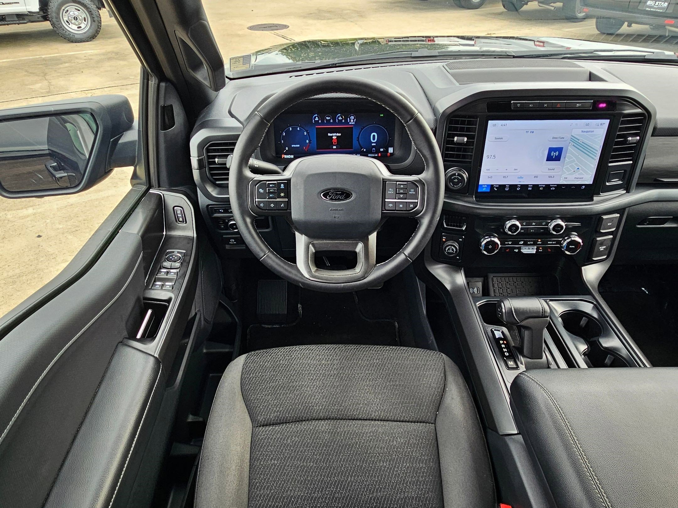 Used 2024 Blue Ford XLT image 27