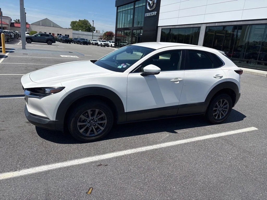 Used 2020 Snowflake White Pearl Mazda S image 5