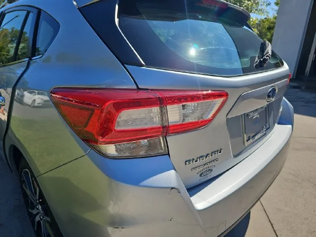 Used 2017 Silver Subaru 2.0i Limited image 31