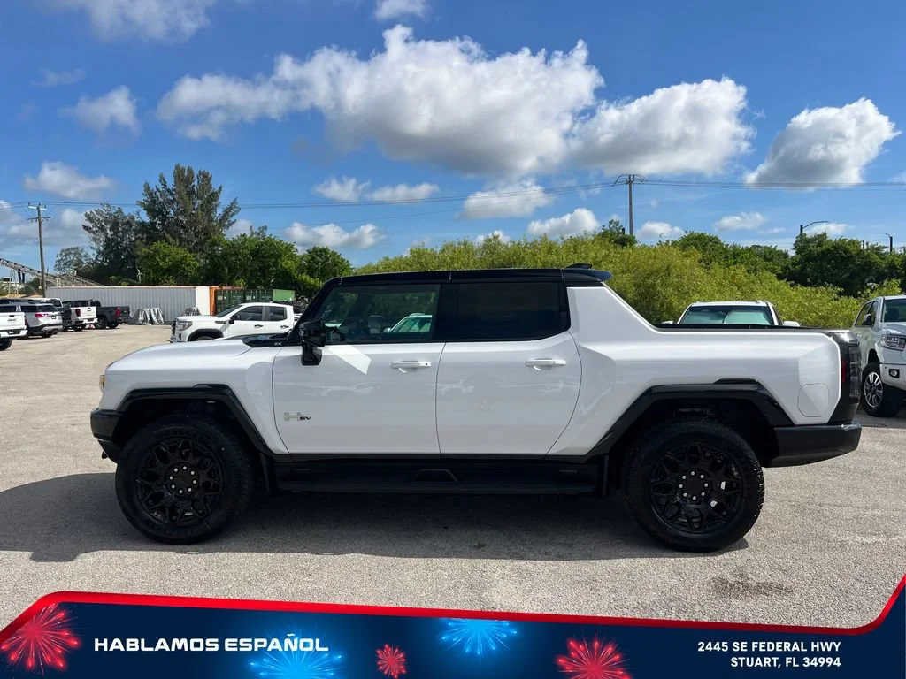 New 2026 Interstellar White GMC 2X image 4