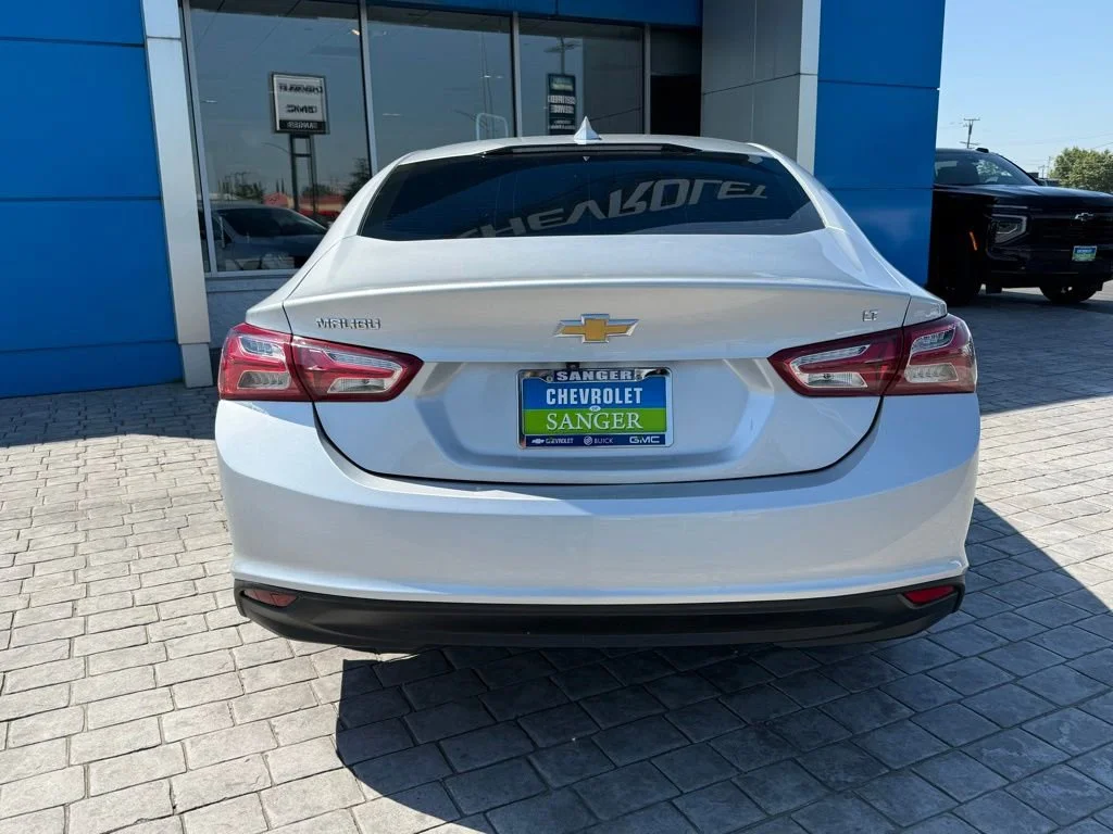 Used 2021 SILVER ICE METALLIC Chevrolet LT image 7