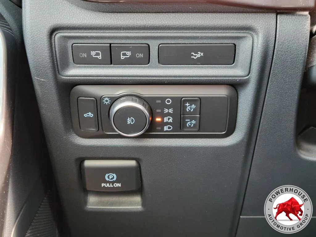 Used 2022 White Ford XLT image 26