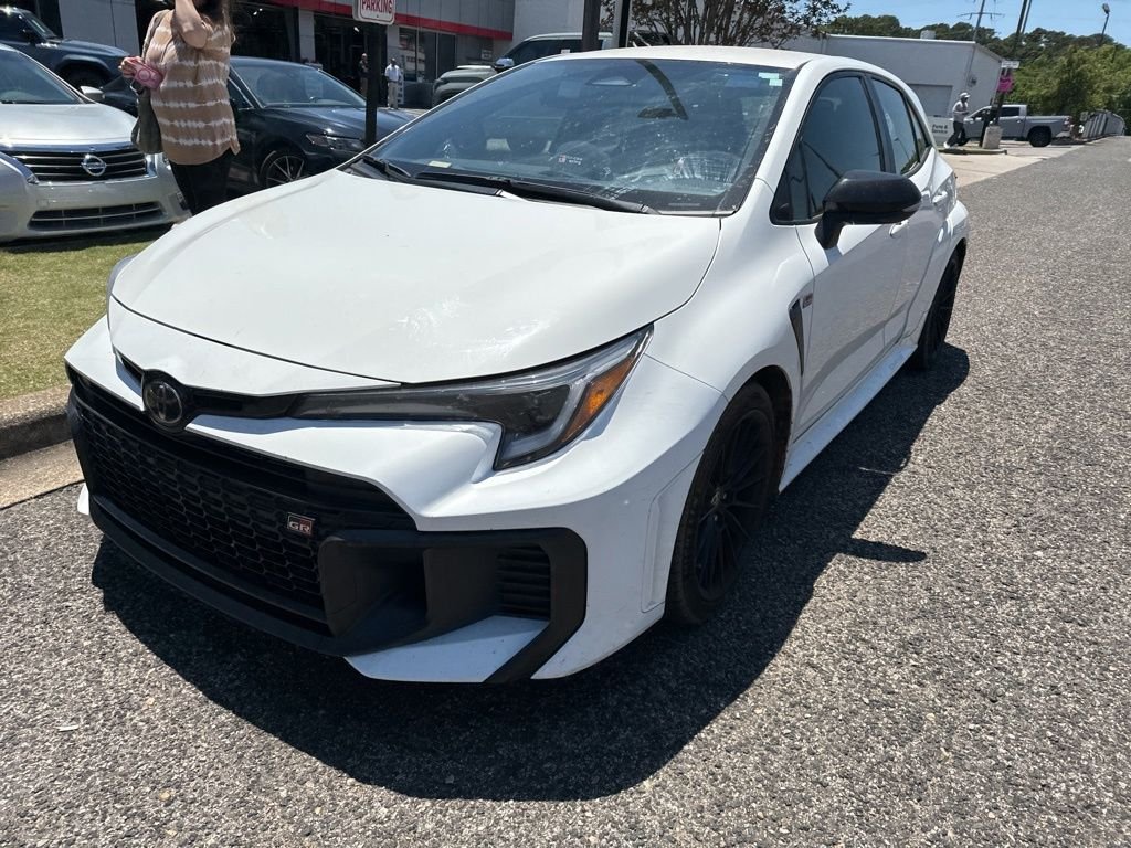 Used 2025 White Toyota Core image 1