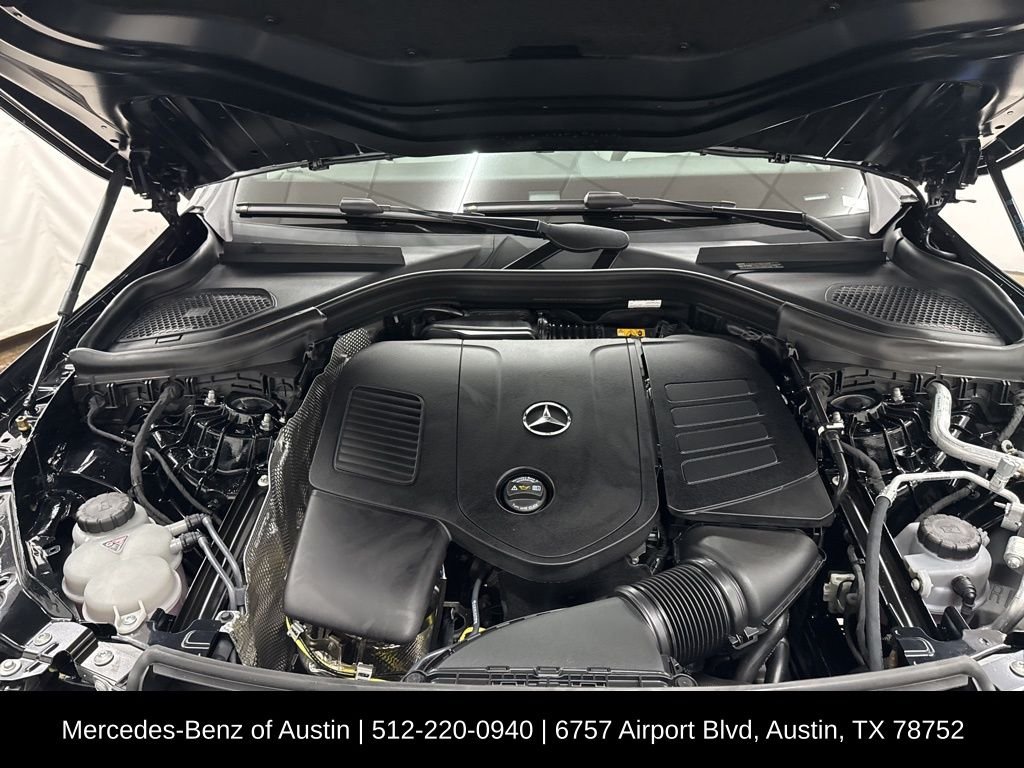 Certified Used 2026 Black Mercedes-Benz GLC 300 image 32