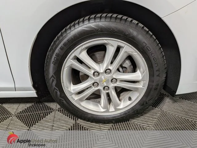 Used 2018 White Chevrolet LT image 39