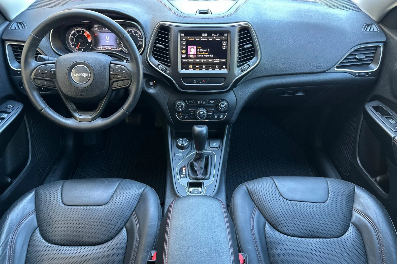 Used 2019 Billet Silver Metallic Clearcoat Jeep Trailhawk image 14