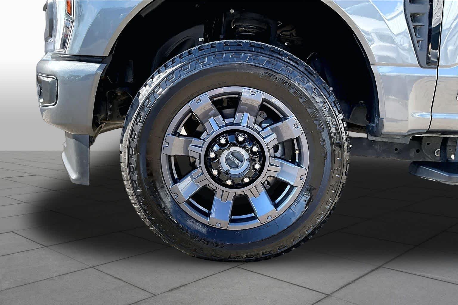 Used 2024 Carbonized Gray Ford LARIAT image 13