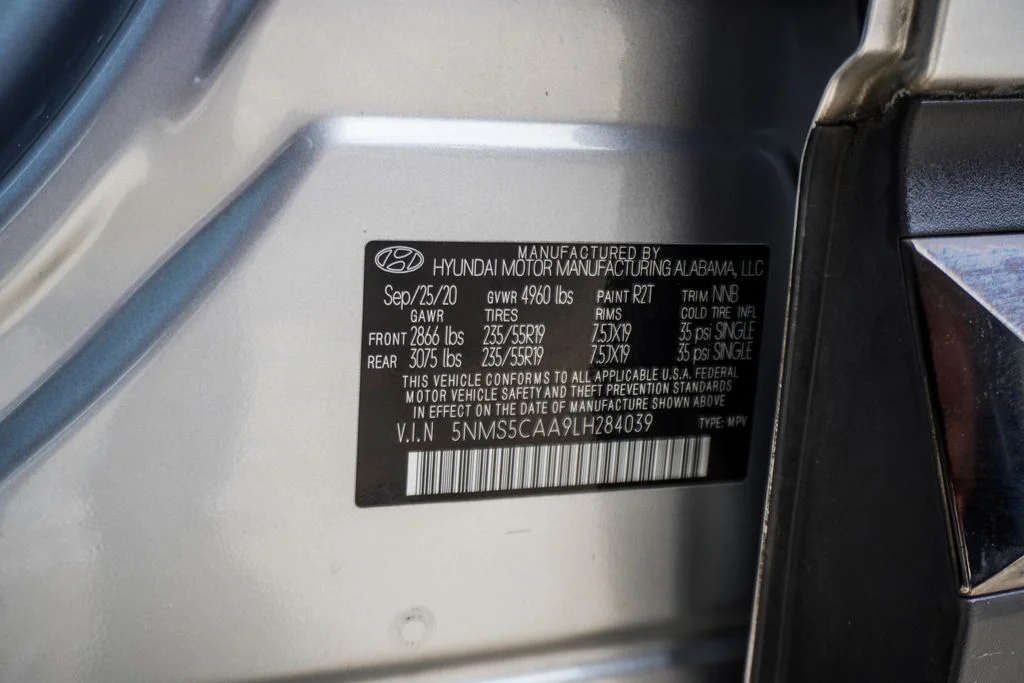 Used 2020 Silver Hyundai Limited image 40