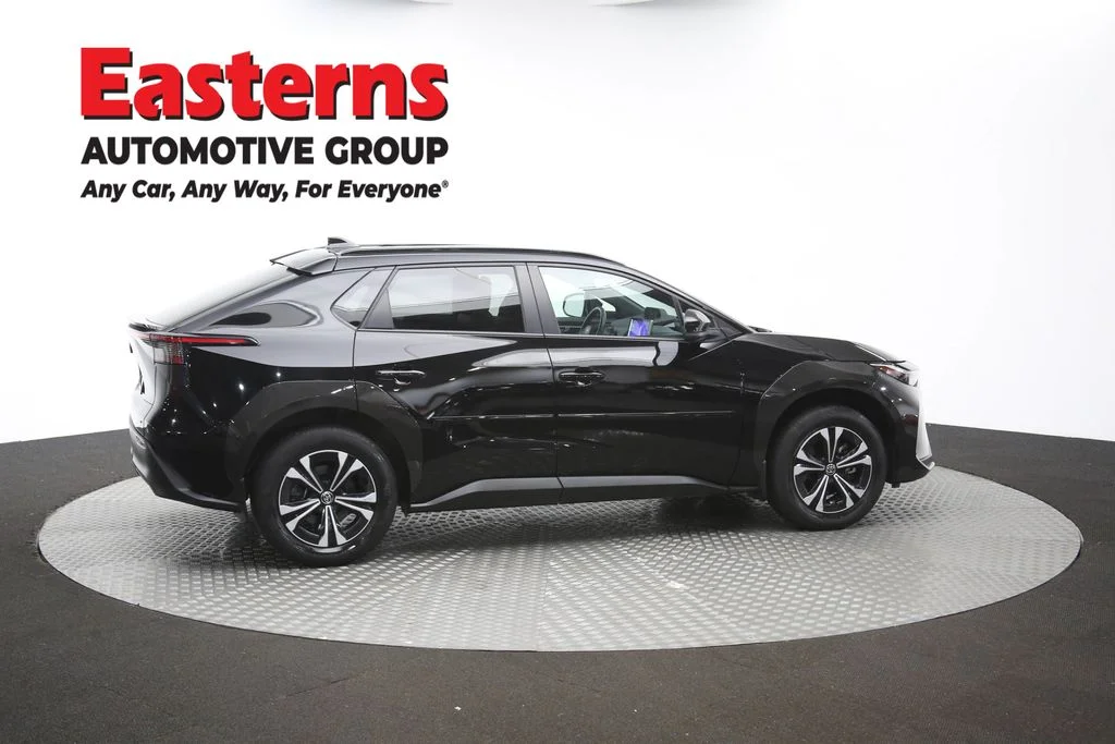 Used 2023 Black Toyota XLE image 43