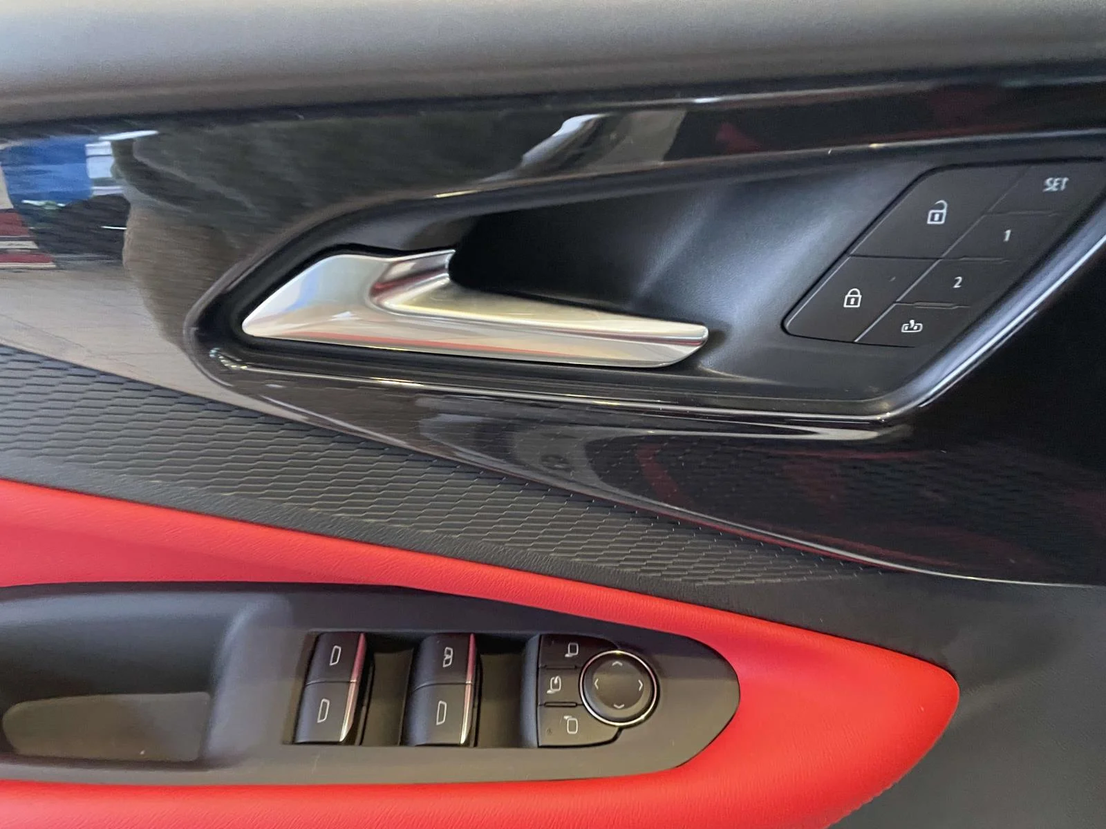 2026 Chevrolet Blazer EV RS - Photo 17