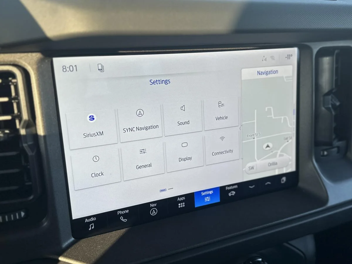 New 2026 Grey Ford Badlands image 17