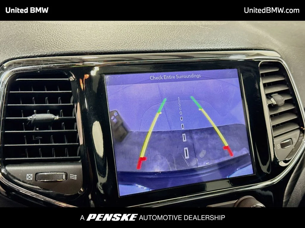 2019 Jeep Grand Cherokee Altitude - Photo 9