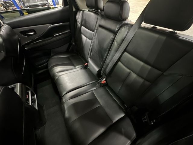 Certified Used 2022 Black Nissan SL image 31