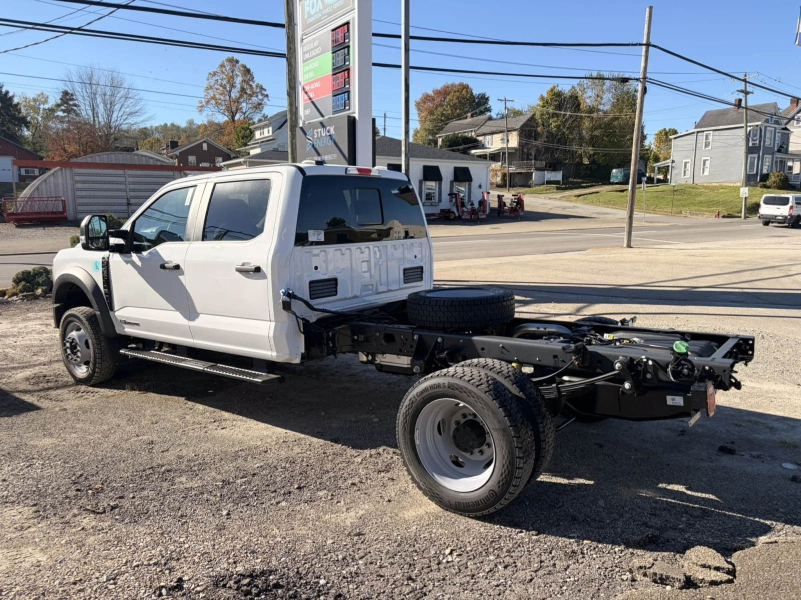 New 2027 Oxford White Ford XL image 5