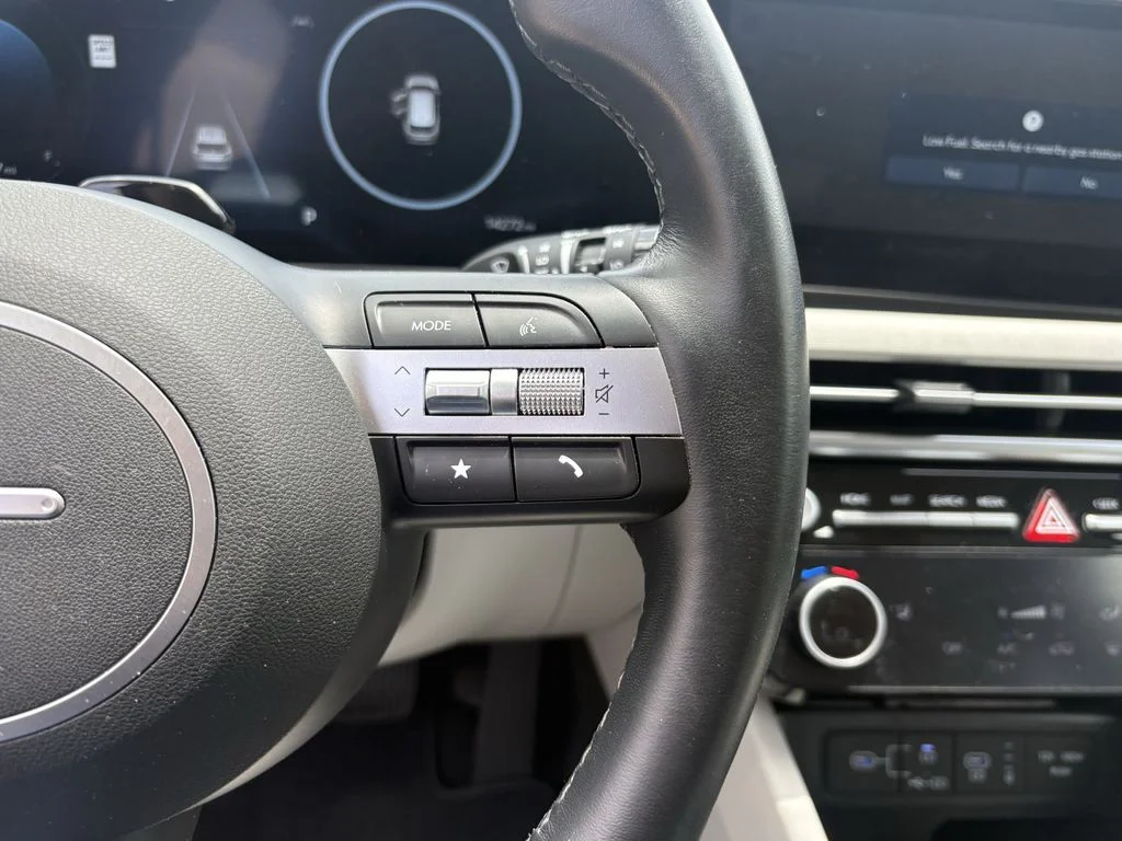 Used 2025 Atlantis Blue Hyundai SEL Convenience image 17