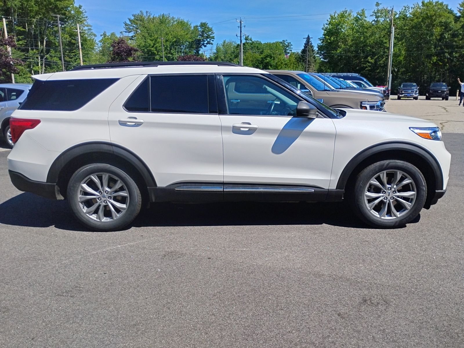Used 2022 White Ford XLT image 8