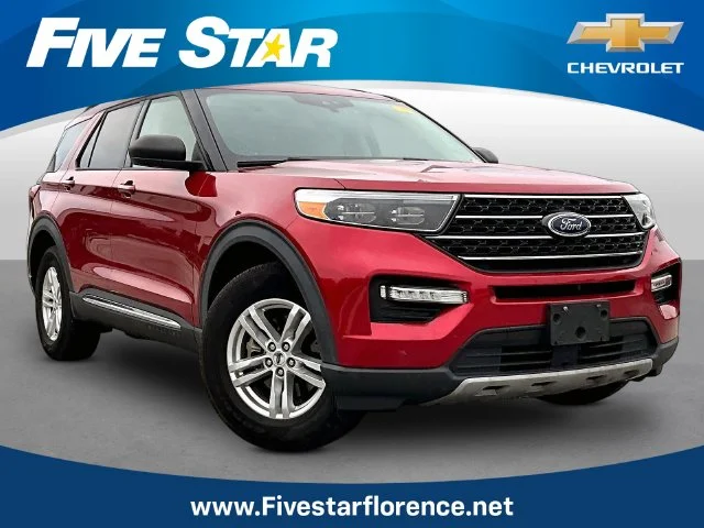 Used 2020 Red Ford XLT image 1