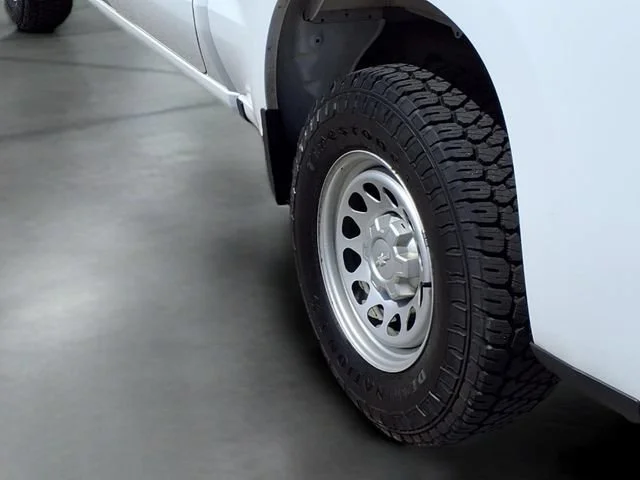 Used 2022 Summit White Chevrolet WT image 17