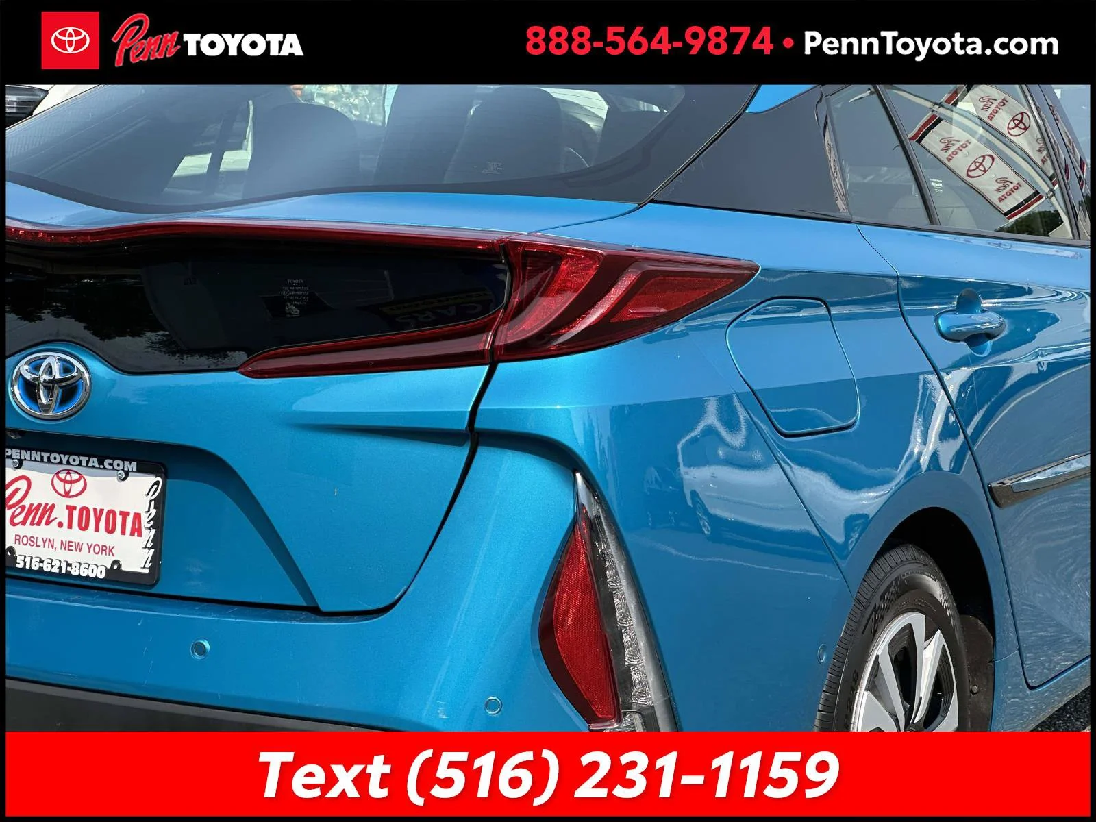 Used 2017 BLUE MAGNETISM Toyota  image 12