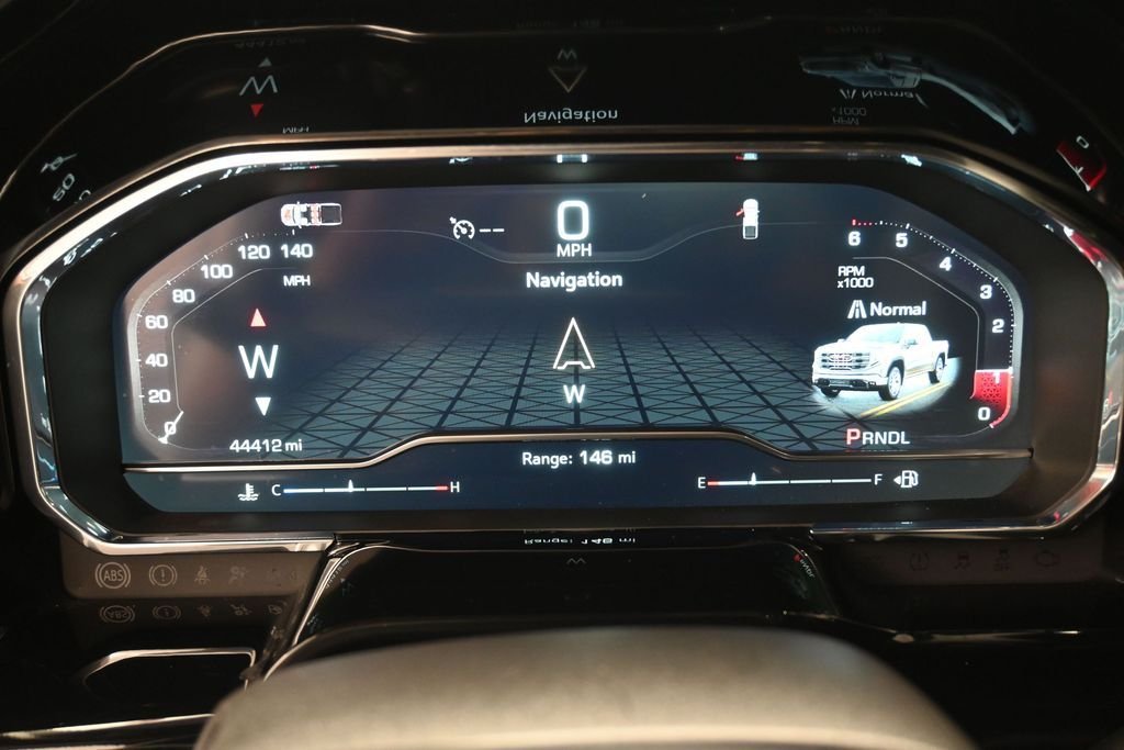 Used 2025 White GMC SLT image 32