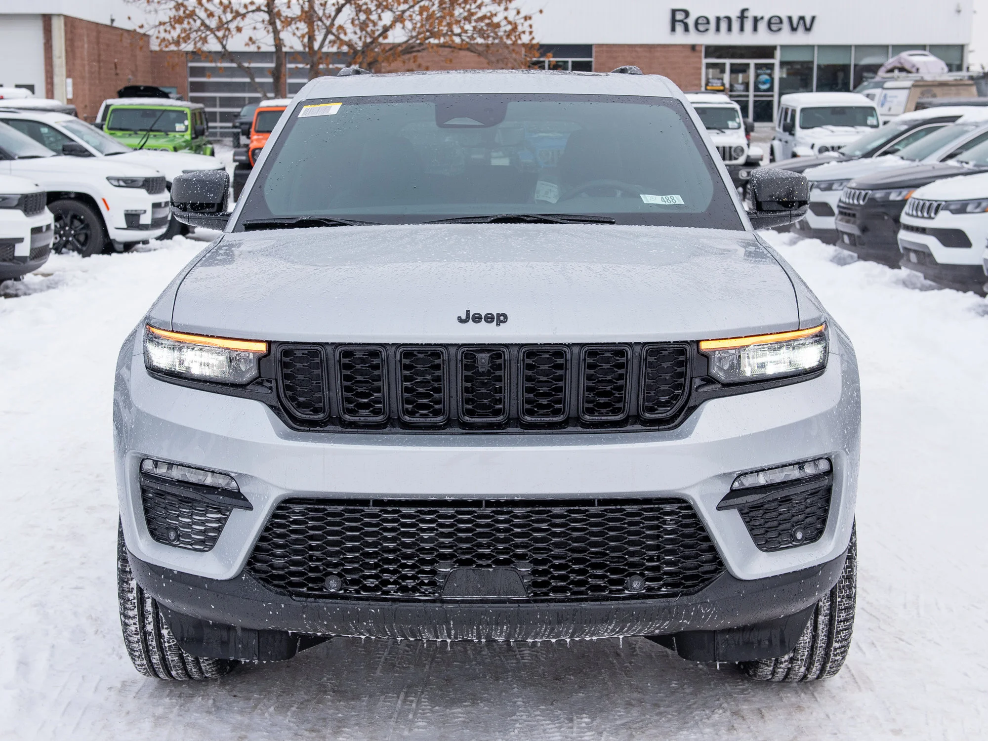 New 2025 Silver Jeep Limited* image 7
