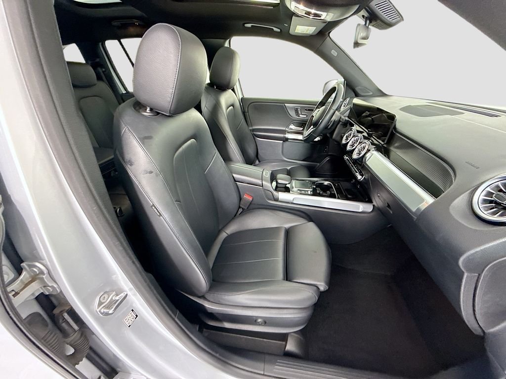 Used 2023 Iridium Silver Metallic Mercedes-Benz GLB 250 image 20