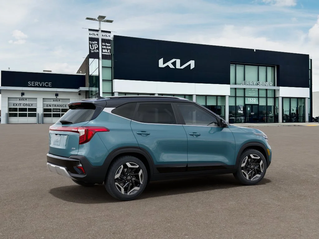 New 2026 Pluton Blue / Black Roof Kia SX image 6