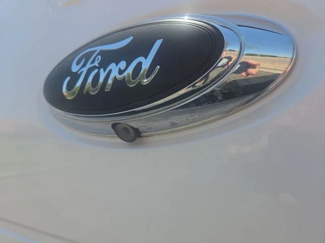 Used 2016 White Ford Lariat image 28
