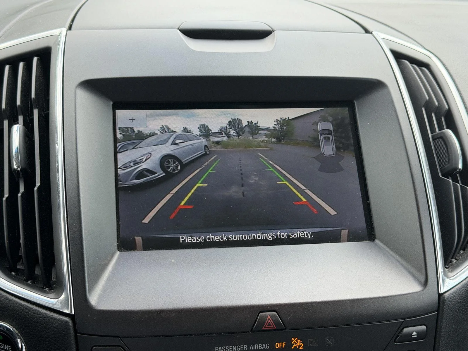 Used 2019 Magnetic Ford Titanium image 9