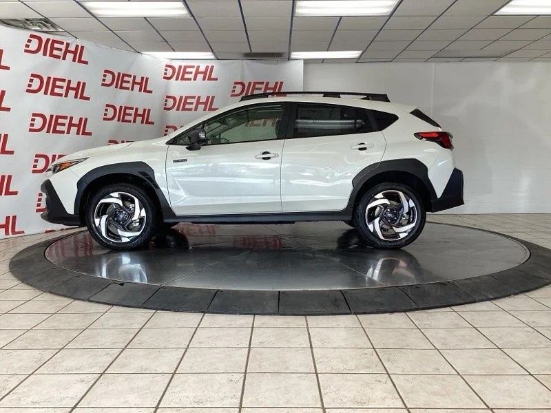 New 2026 CRYSTAL WHITE PEARL Subaru Limited Hybrid image 6