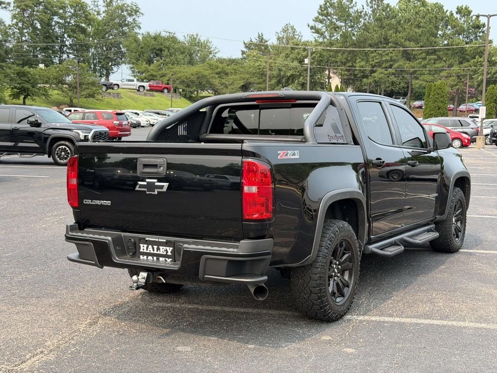 Used 2016 Black Chevrolet Z71 image 19