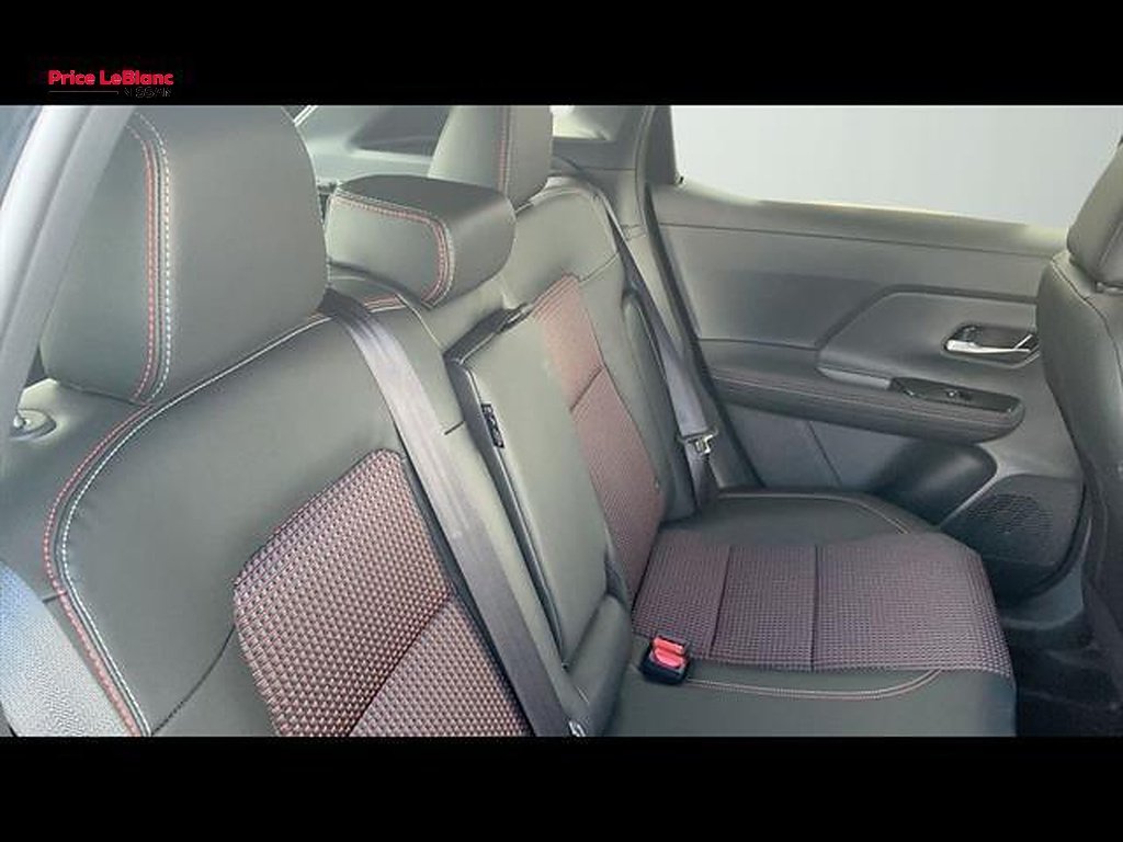 2025 Nissan Kicks SR - Photo 17