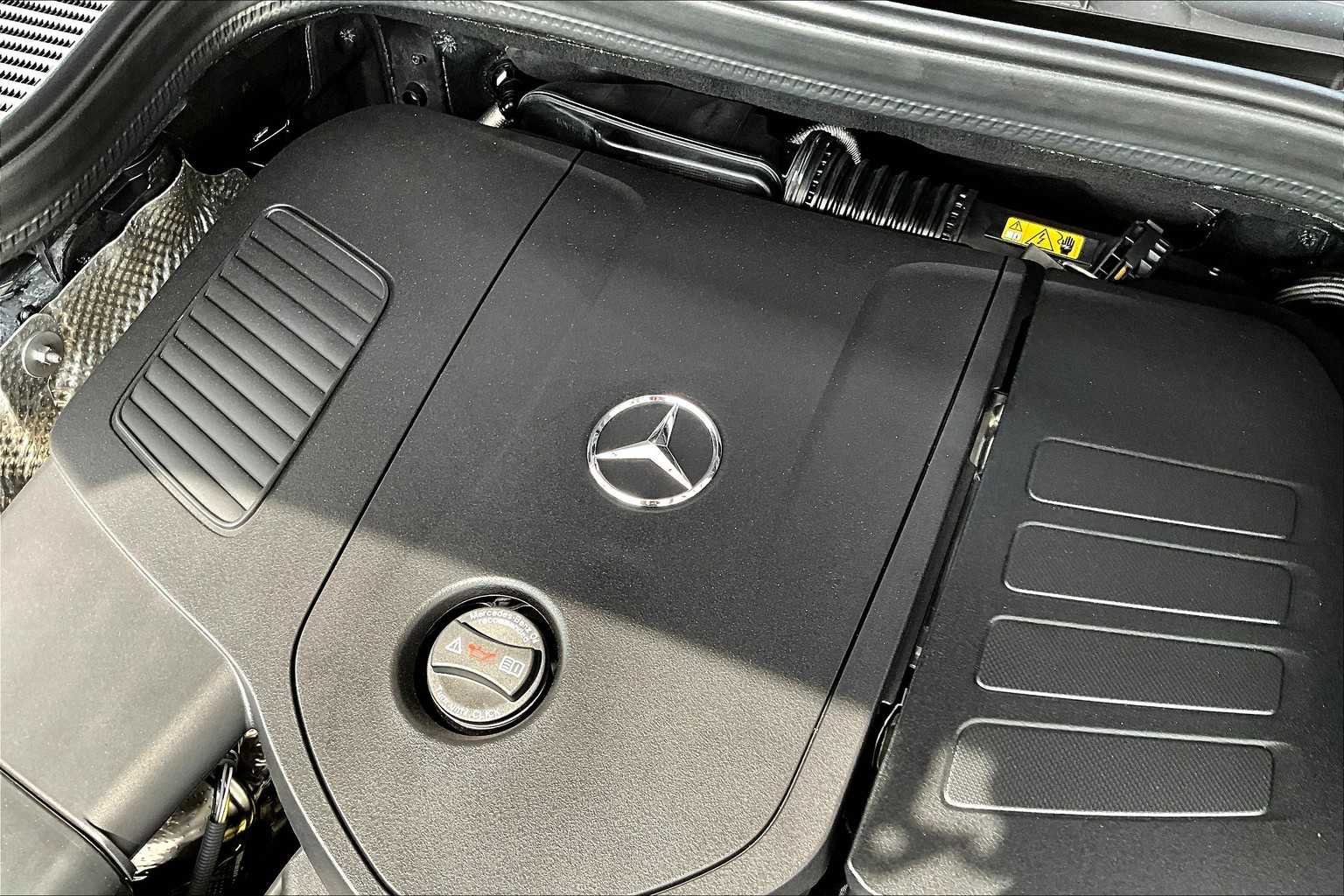 New 2026 Selenite Grey Metallic Mercedes-Benz GLE 450 image 19
