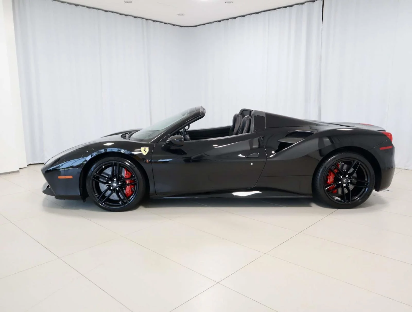 Used 2019 Black Ferrari Convertible image 2