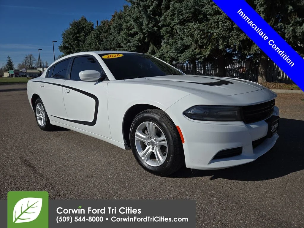 2020 Dodge Charger SXT's photo