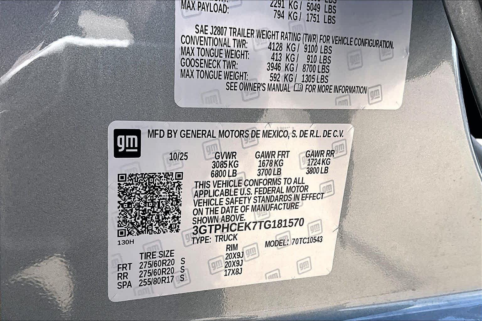 Used 2026 Sterling Metallic GMC Elevation image 37