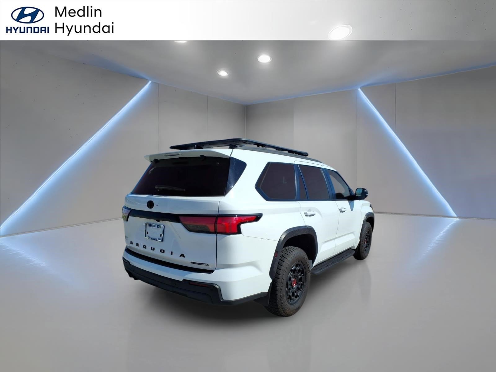 2025 Toyota Sequoia TRD Pro - Photo 3