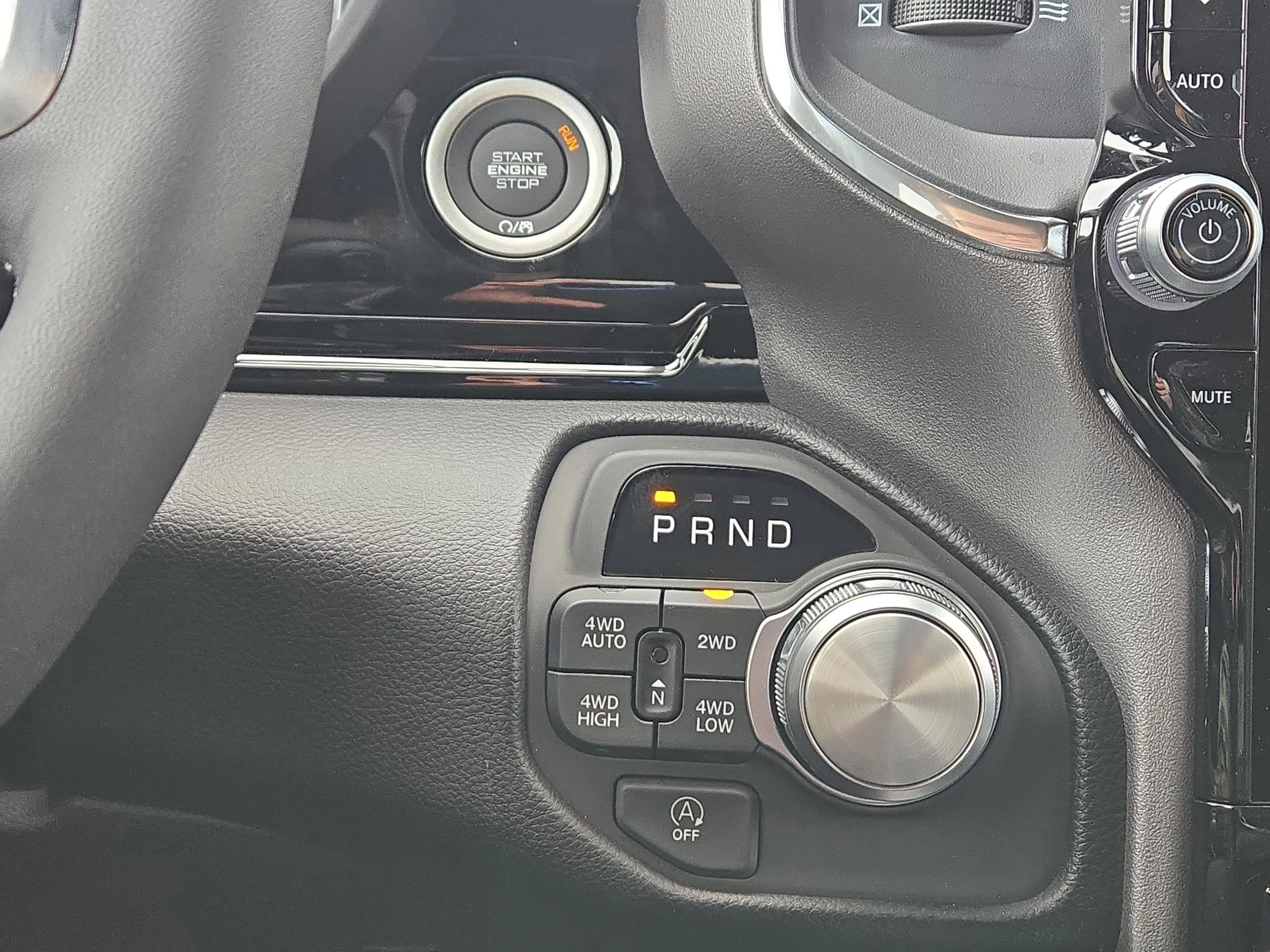 2026 RAM 1500 Laramie - Photo 27