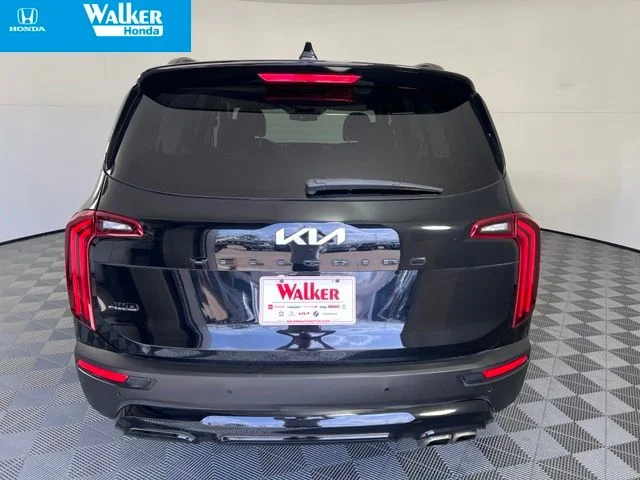Used 2022 Black Kia EX image 6