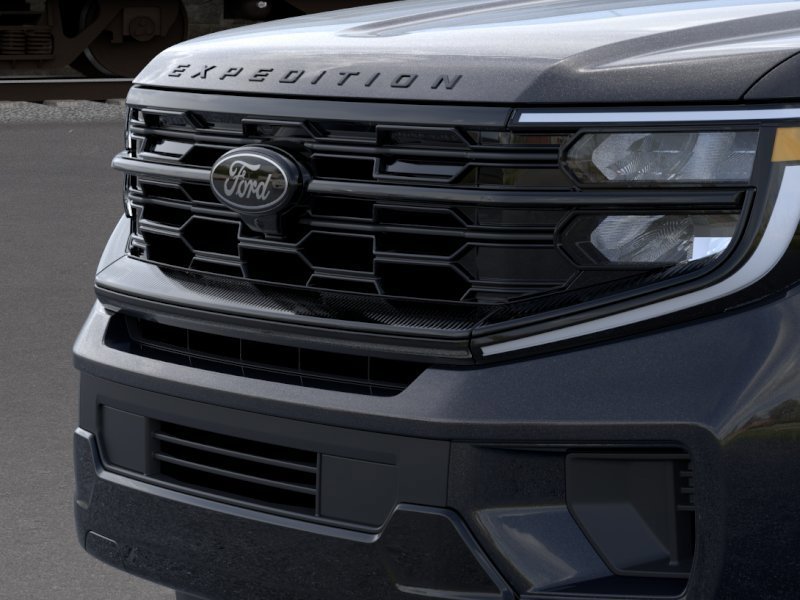 New 2026 Agate Black Metallic Ford Platinum image 17
