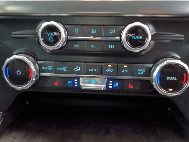 Used 2023 White Ford Lariat image 4