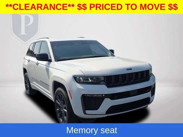 Used 2026 Bright White Clea Jeep Limited Reserve image 16