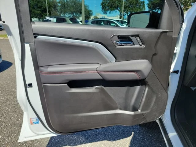 2026 Chevrolet Colorado Z71 - Photo 23