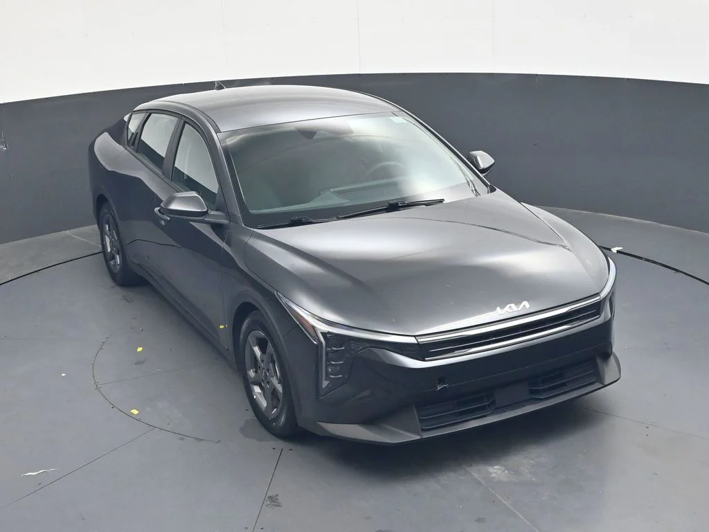 Used 2025 Gray Kia LXS image 25