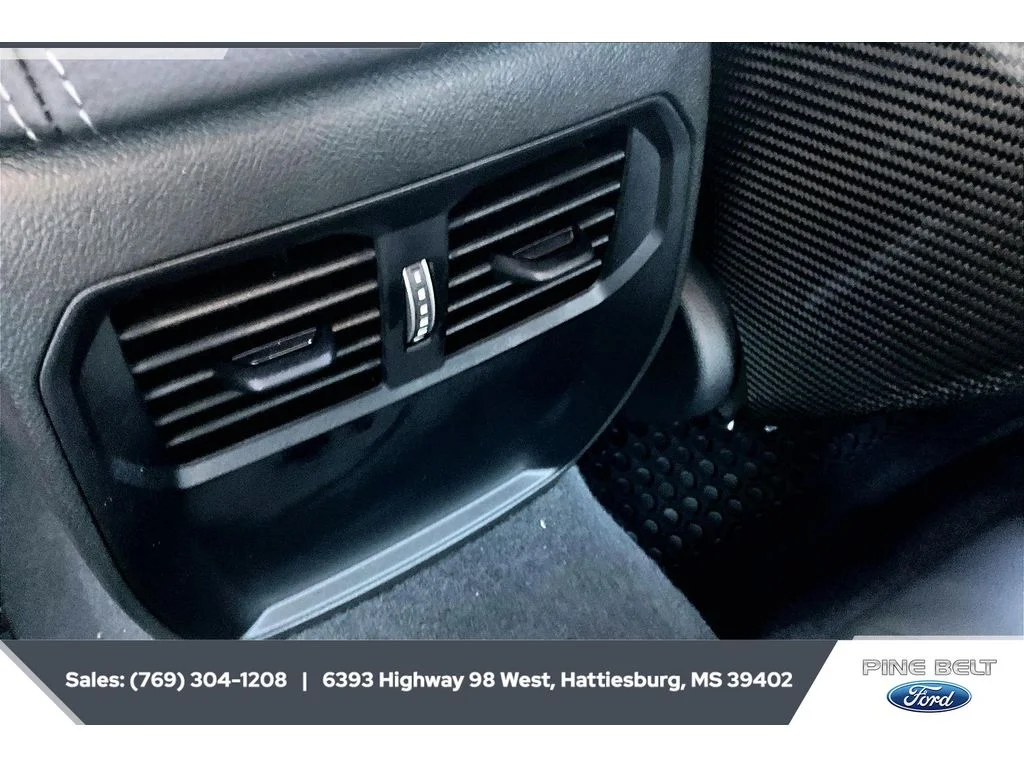 Used 2024 Brooklyn Gray Metallic BMW Base image 24