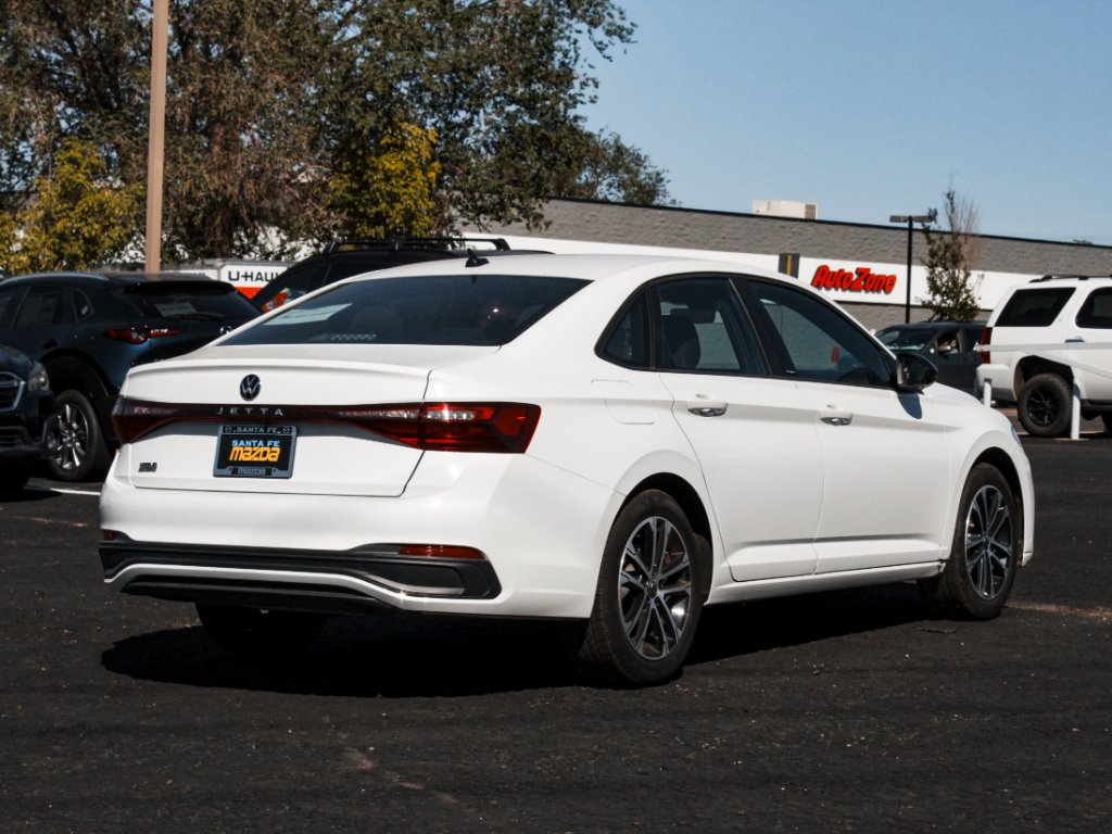 Used 2025 White Volkswagen Sport image 5