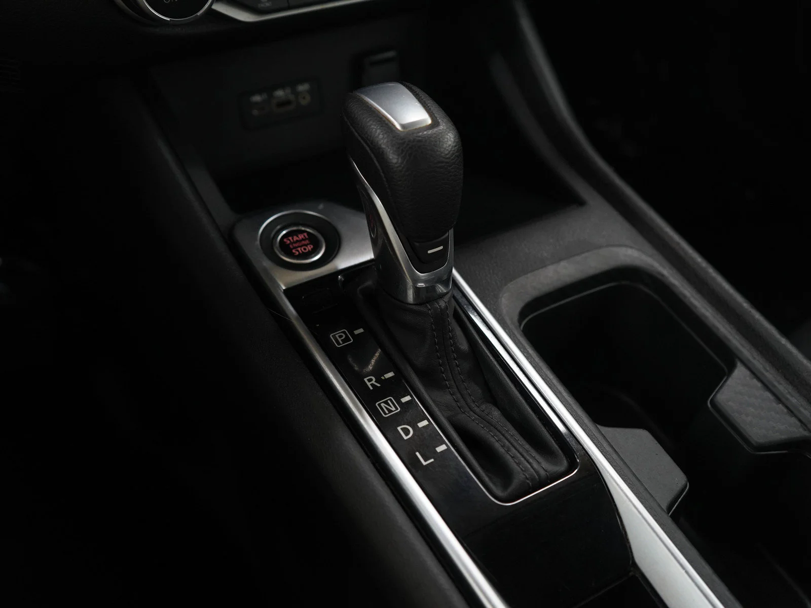 Used 2021 Blue Nissan SV image 20