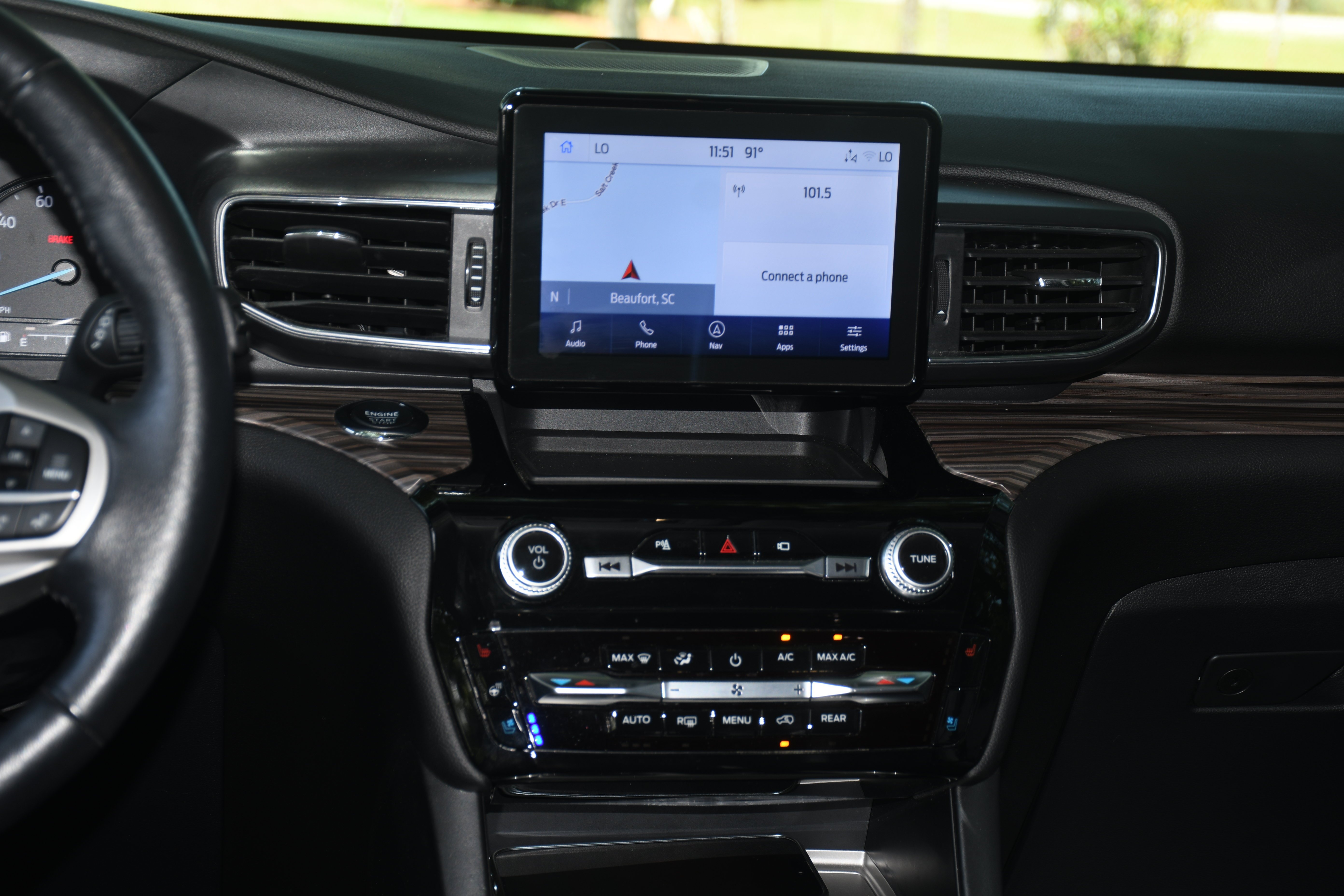 Used 2023 Black Ford Limited image 18
