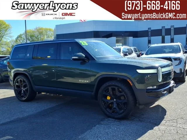 2023 Rivian R1S Adventure Quad-Motor Large Pack's photo